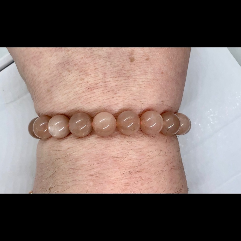 Korevora Sunstone Bead Bracelet - Picture 3 of 3